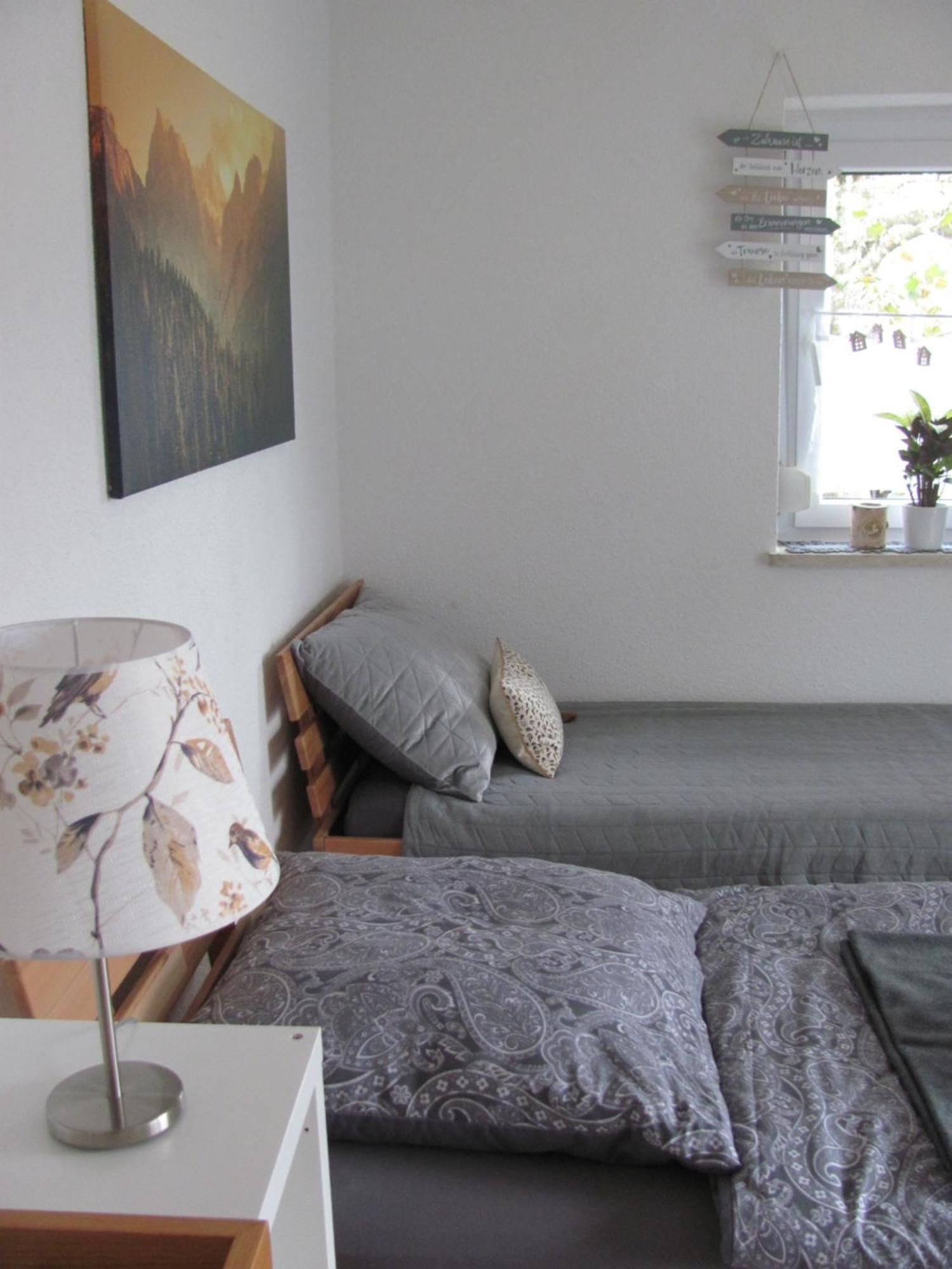 #1Gemuetliches Ruhiges Sonniges Balkonzimmer Mit Gemeinschaftsbad W-Lan Airport Nah Late Night Check In Haus Nr 9,5 Trunkelsberg Экстерьер фото
